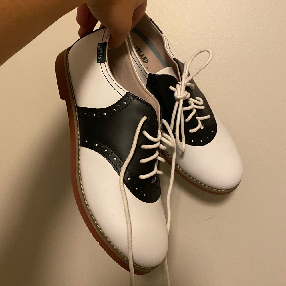 NWB: Black and white shoes